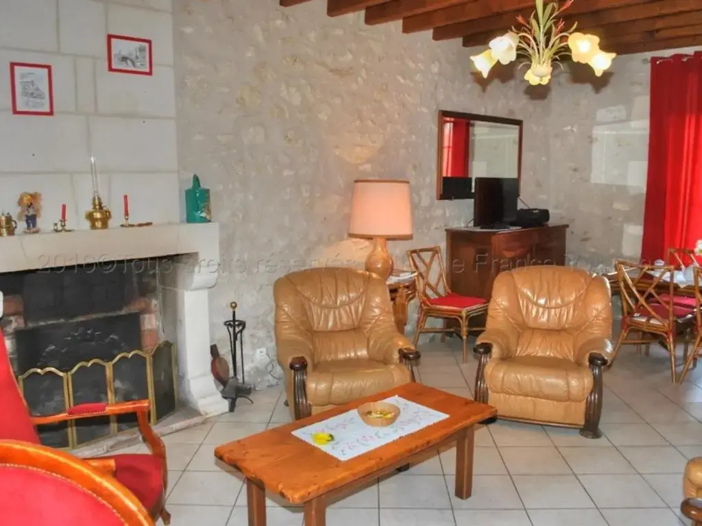 Voir la photo 2 — Gîte Nouans-les-Fontaines, 6 pièces, 12 personnes - FR-1-381-406