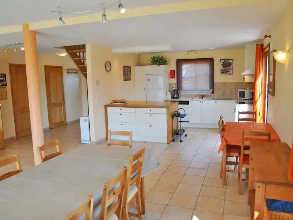 Chalet in Somme-leuze With Hot Tub & Sauna - фото 13