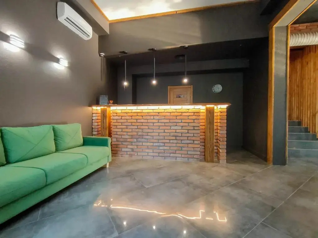 "ART HOTEL НА ОКТЯБРЬСКОЙ" photo 3