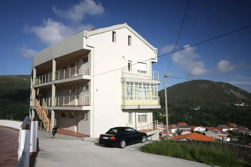 Apartment - 2 Bedrooms with Sea views - 102002