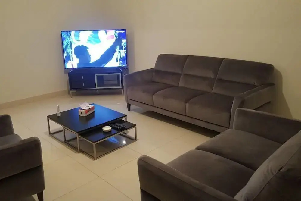 3 Bedrooms Apartment with balcony