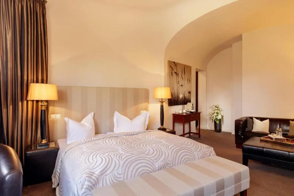 Deluxe Junior Suite