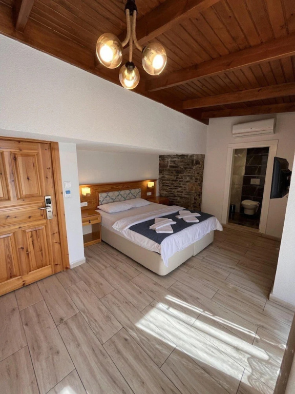 Standard room with view