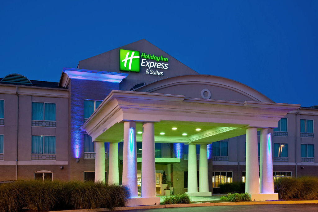 Holiday Inn Express Hotel & Suites Greenwood by IHG