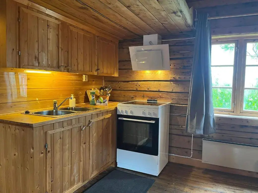 Economy room