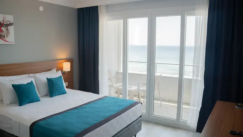 Standard room with sea view
