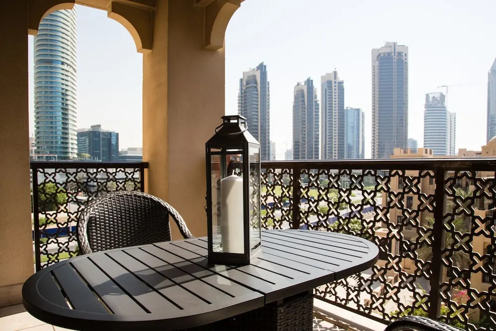 Balcony & Terrace