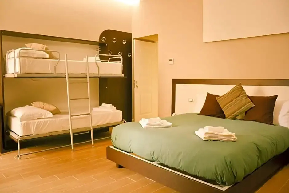 Standard Quadruple room