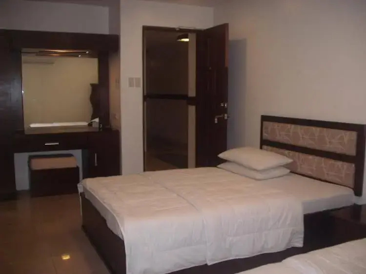 A7 Square Apartelle