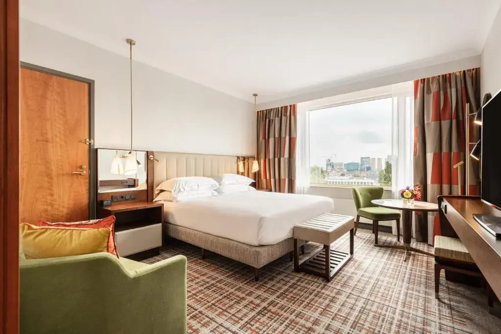 Family Connecting Suite