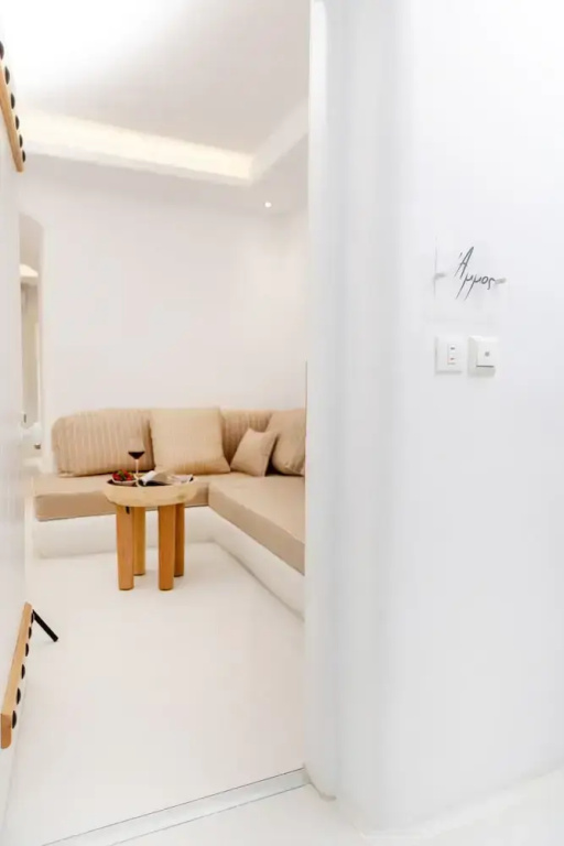 1 Bedroom Premium Suite with balcony