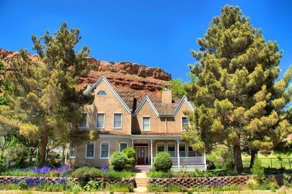 Amber Inn Bed and Breakfast