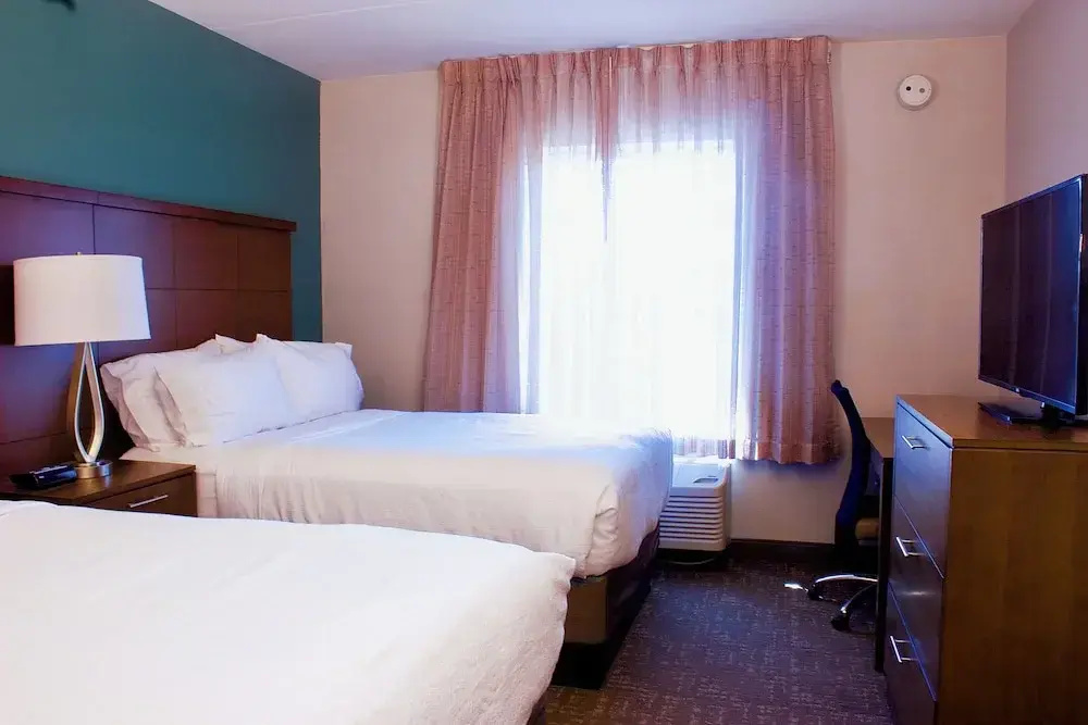Staybridge Suites Chattanooga at Hamilton Place by IHG - Chambres
