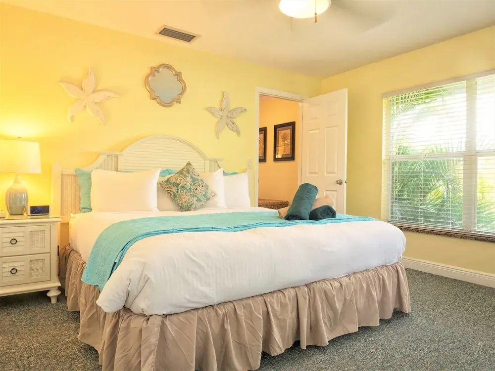 4 Bedrooms Standard room