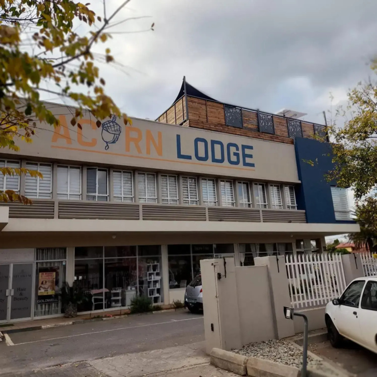 Acorn Lodge & SKYDECK