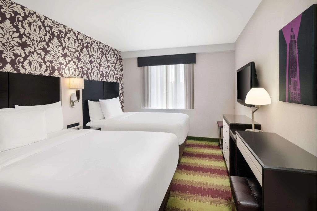 Отель Best Western Premier Herald Square в Нью-Йорке