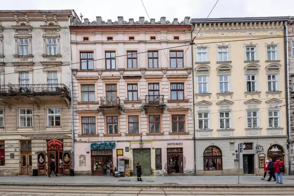 Rynok Square Apartments