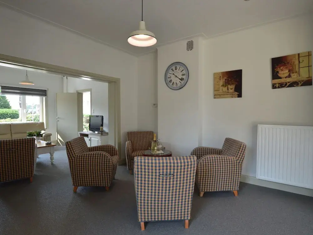 Spacious Holiday Home in Peer with Garden - фото 19