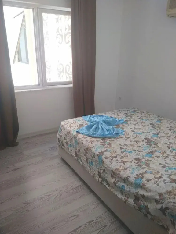 1 Bedroom Apartment with balcony and with view