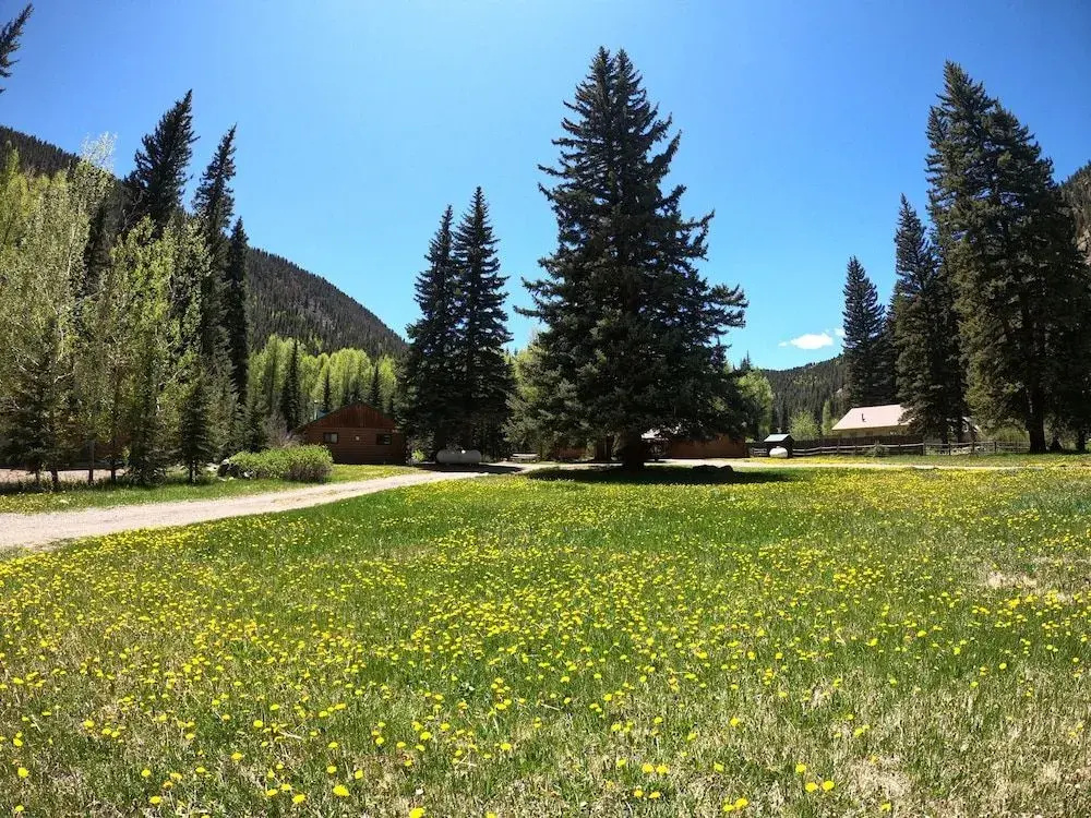Wolf Creek Ranch Ski Lodge