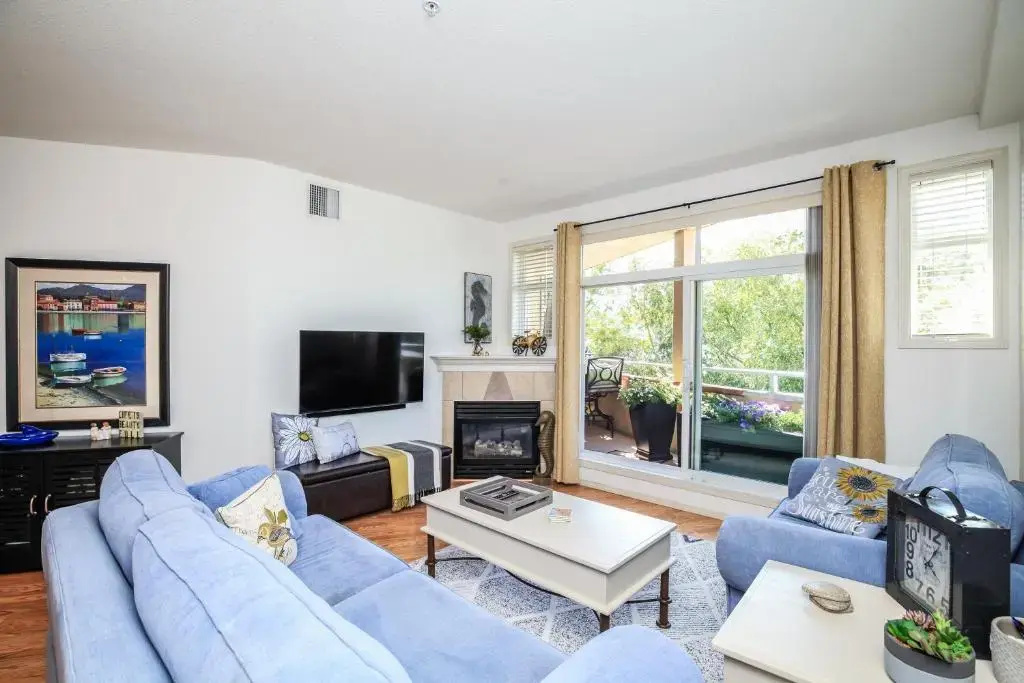 Discovery Bay Resort by Kelowna Resort Acc. - 80+ suites available - Chambres