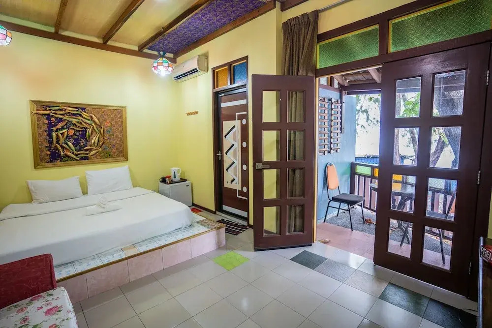 Lost Paradise Resort