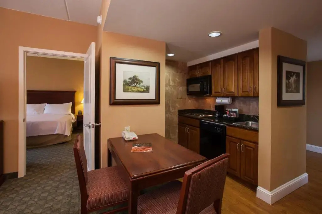 Homewood Suites by Hilton San Antonio North - Chambres