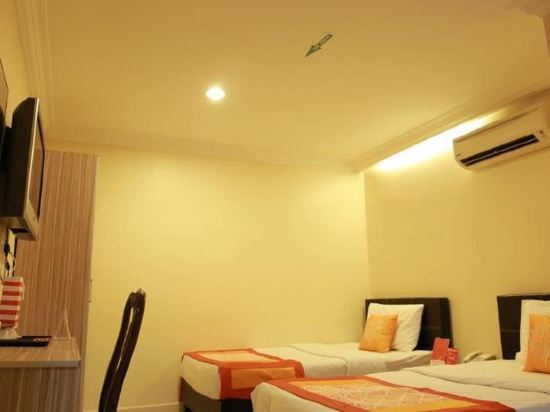 Safari Hotel