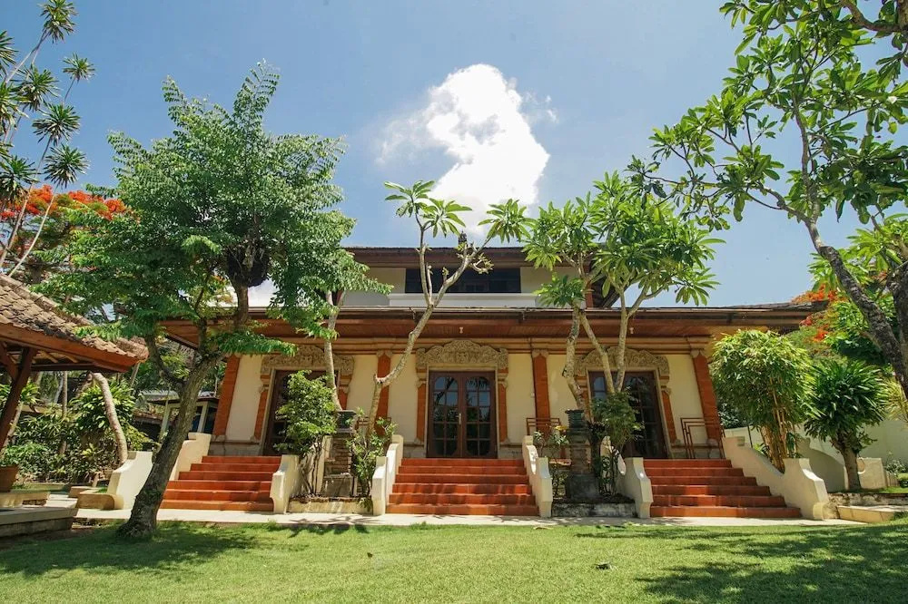 Baliana Villa Legian — фото