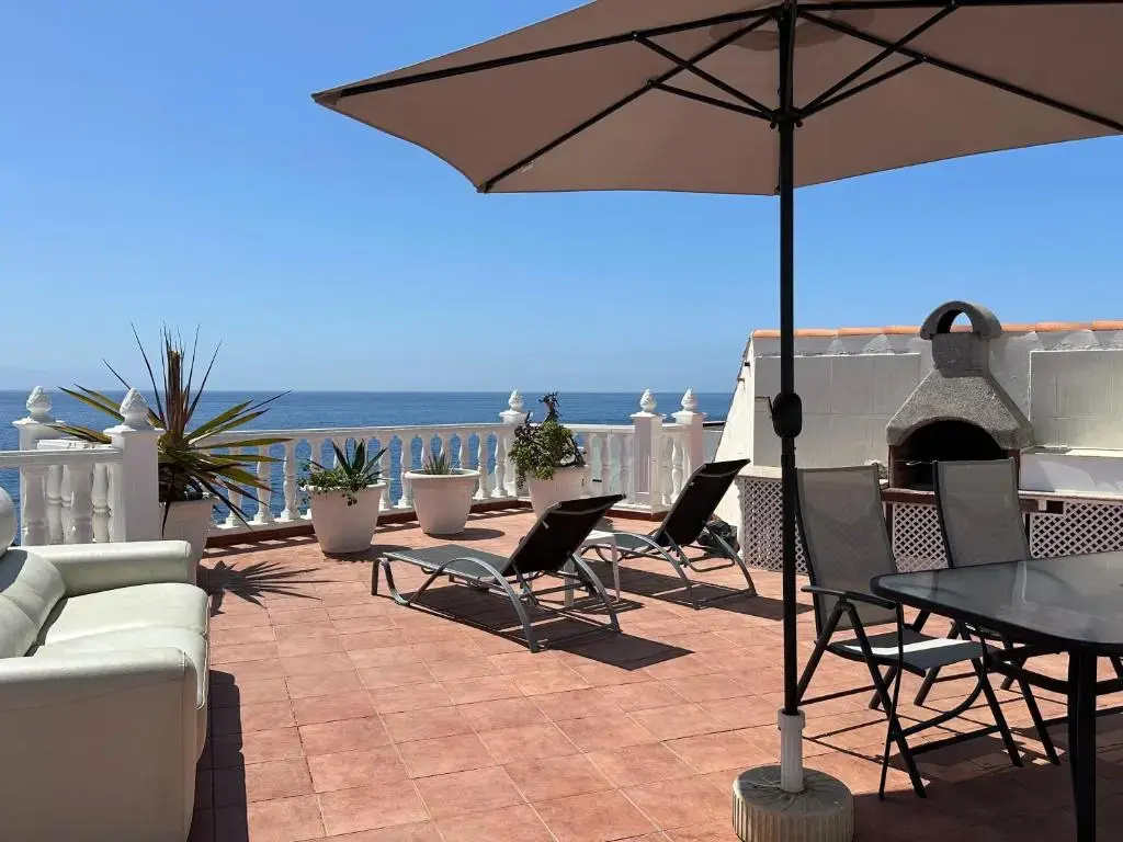 1st Line Sea View & Rooftop - Arena