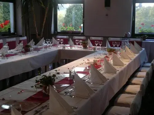 Apát Hotel és Étterem - фото 6