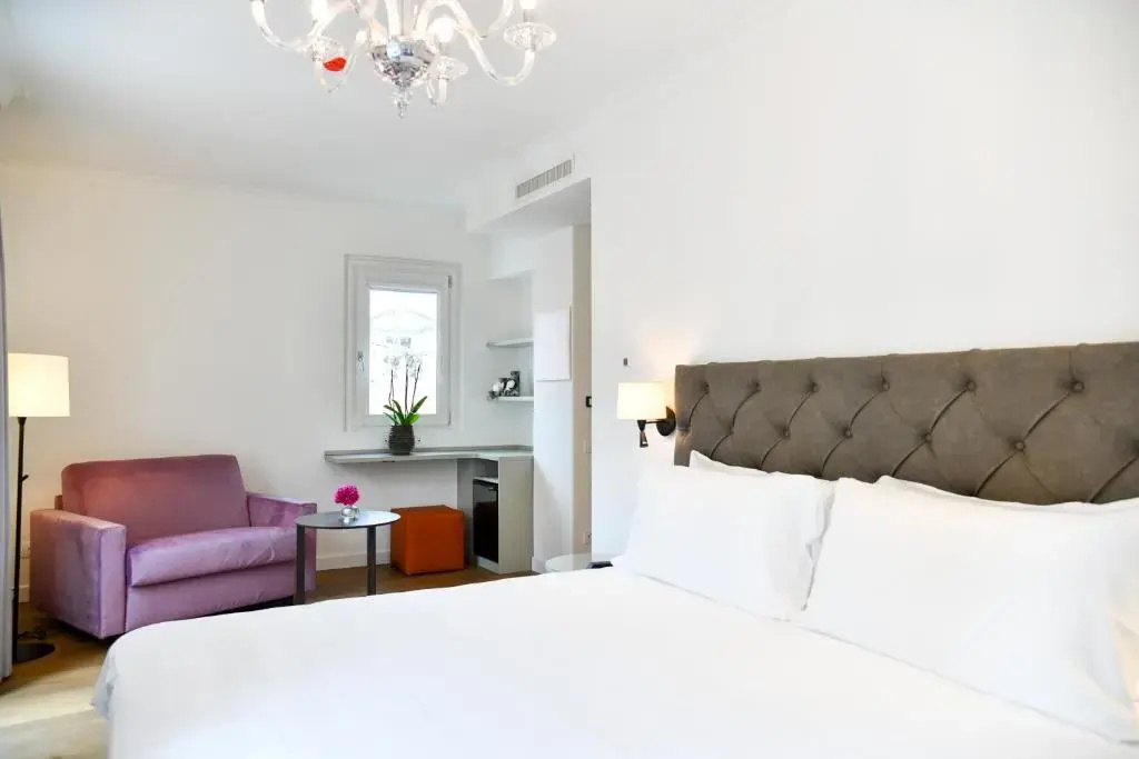 Superior Triple room