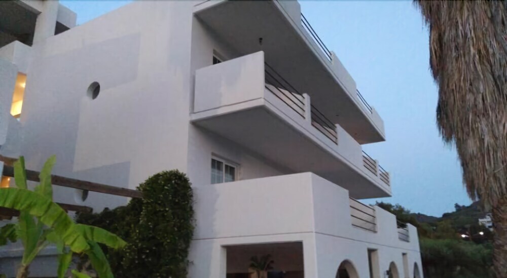 Image 3