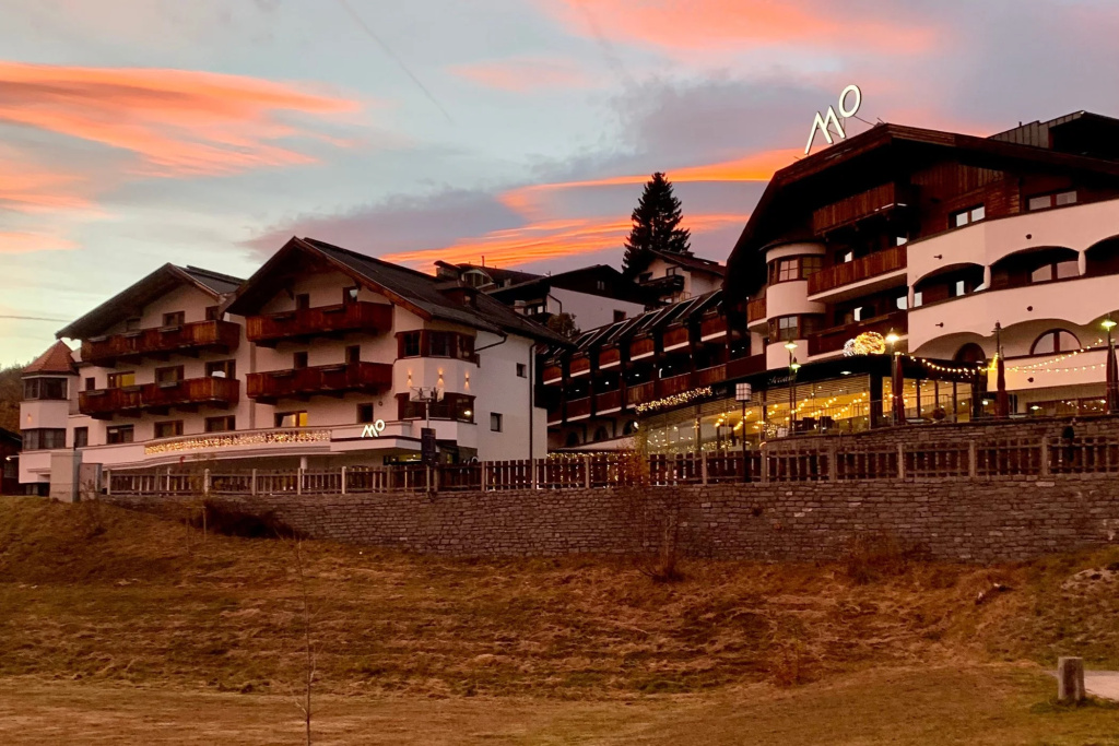 Mountains Hotel