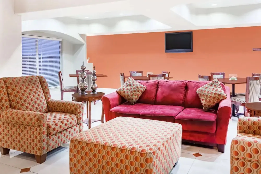 Lobby & Reception