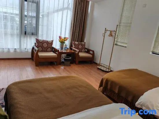 Deluxe Double room (twin beds)