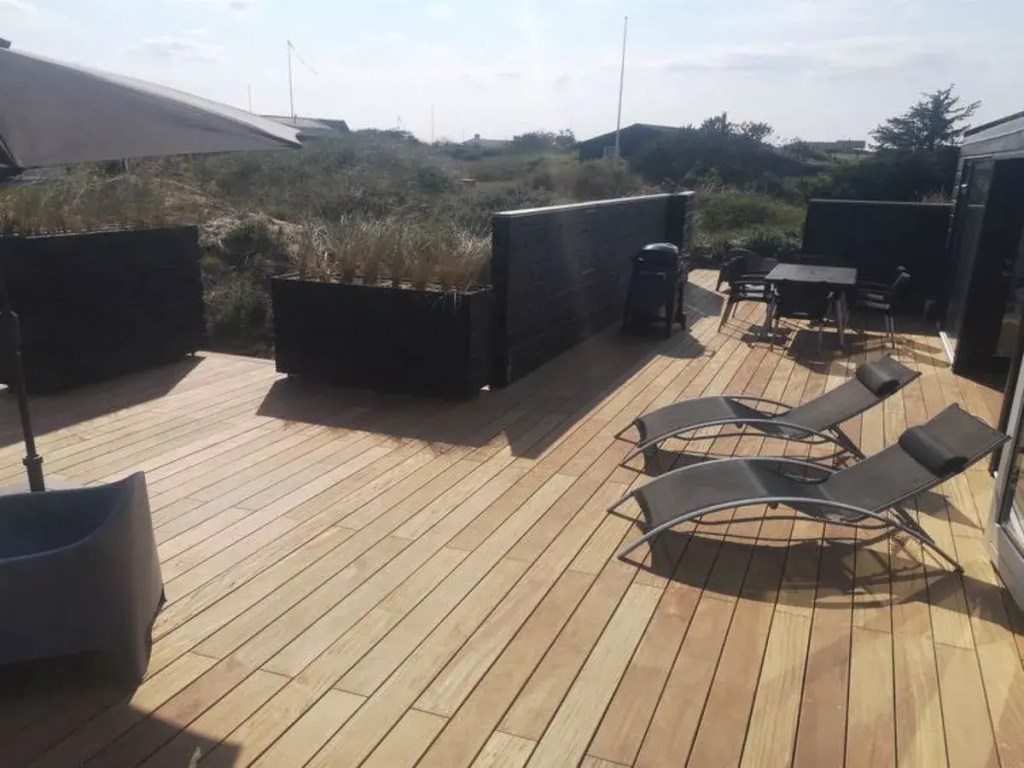 "Akim" - 375m from the sea in NW Jutland