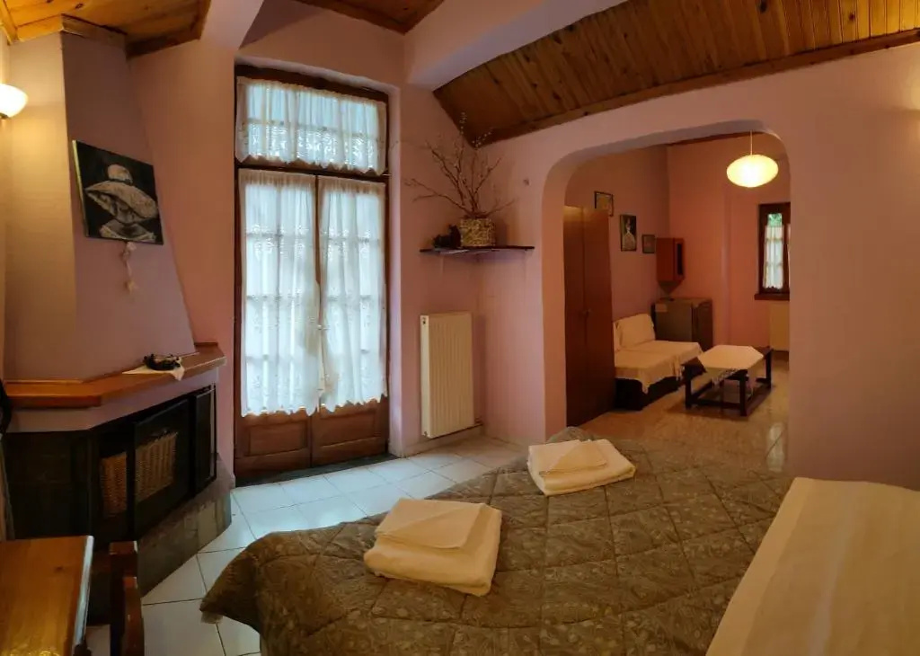 Standard Double room with sea view (full double bed)