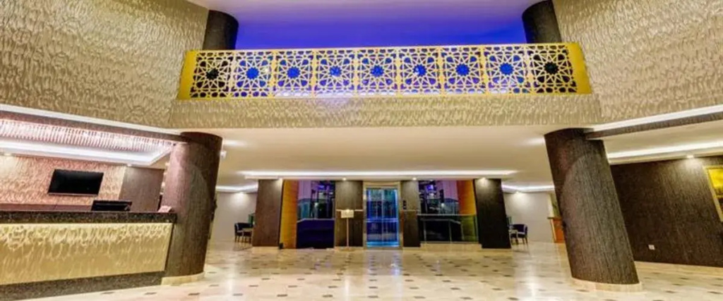 Lobby & Reception