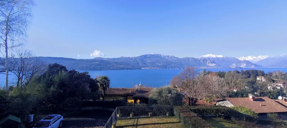 Отель La Brezza Del Lago Maggiore With View, фото 14