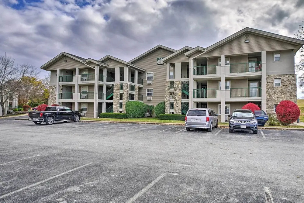 Holiday Hills Resort Condo w/ Hot Tub Access