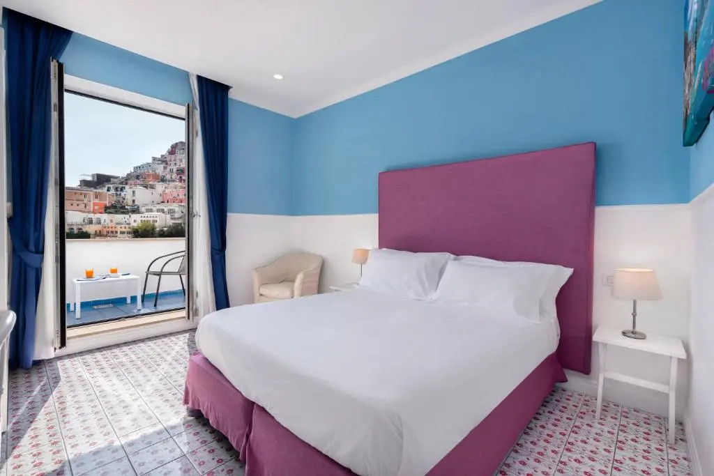 Superior Double room with sea view (full double bed)