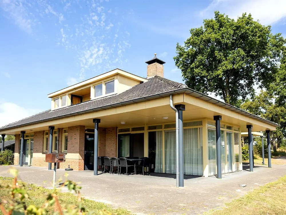 Camping De Molenhof - Familiehuis 10 Personen