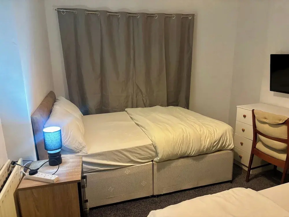 Family Ensuite in Dudley