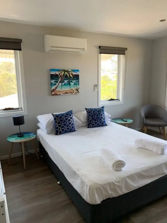 Studio with garden view