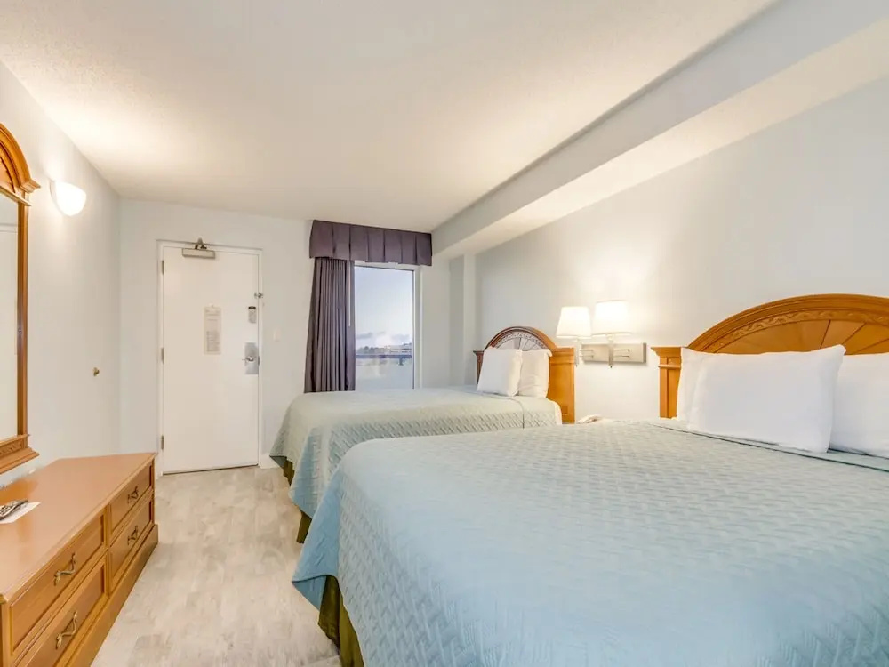 1 Bedroom Standard room with balcony and beachfront