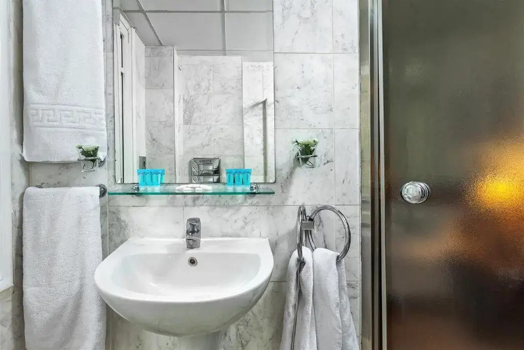 Minerva Premier Hotel - Chambres