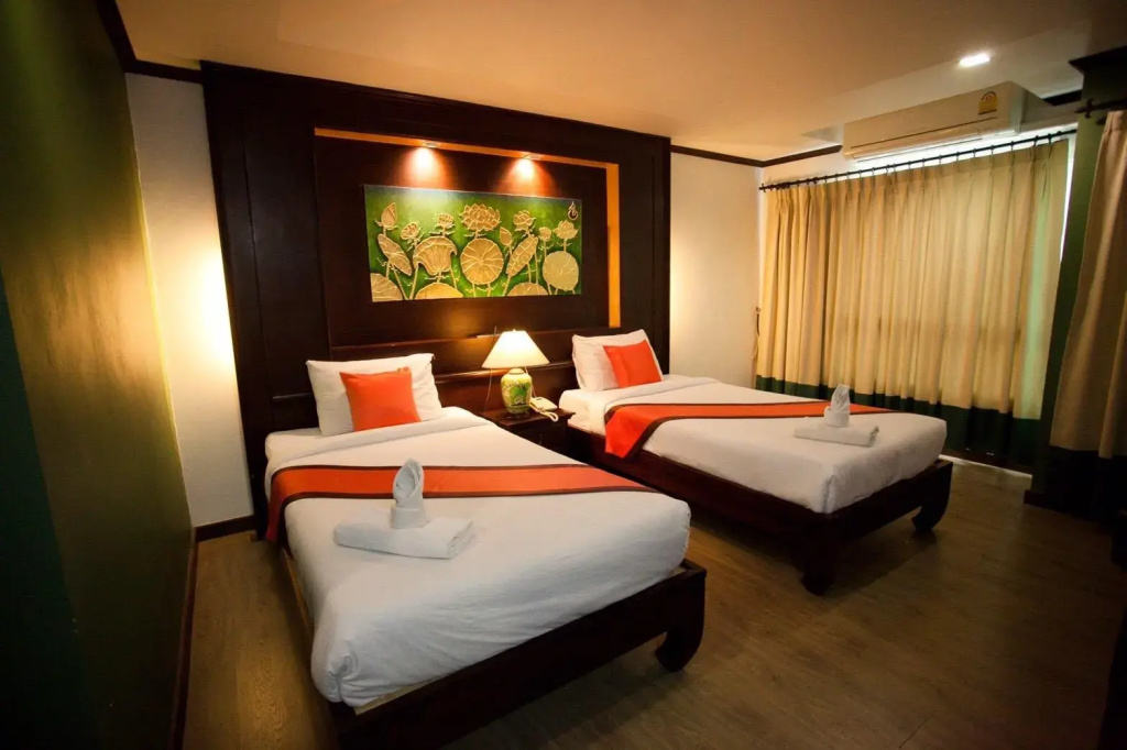 Deluxe Double room (twin beds)