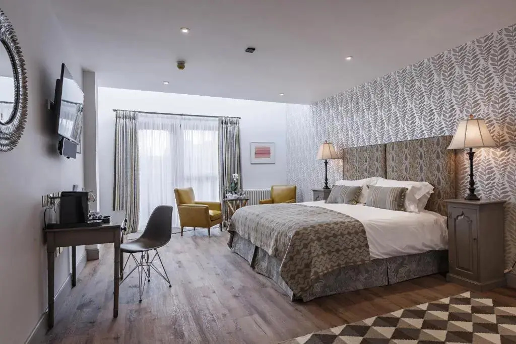 Standard Double room (full double bed)