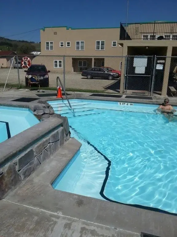 Symes Hot Springs Hotel - фото 4